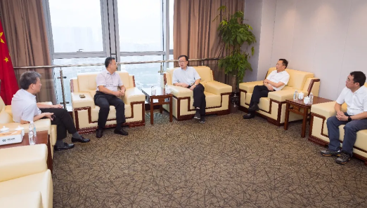 供应链综合商业服务平台迈进浙江第一站 — — ag亚娱与温州交运集团战略签约